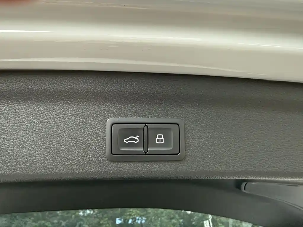 Audi Q3 2022 — фото 16