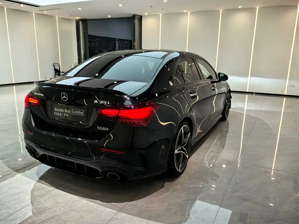 Mercedes-Benz A-Class AMG 2024 — фото 14