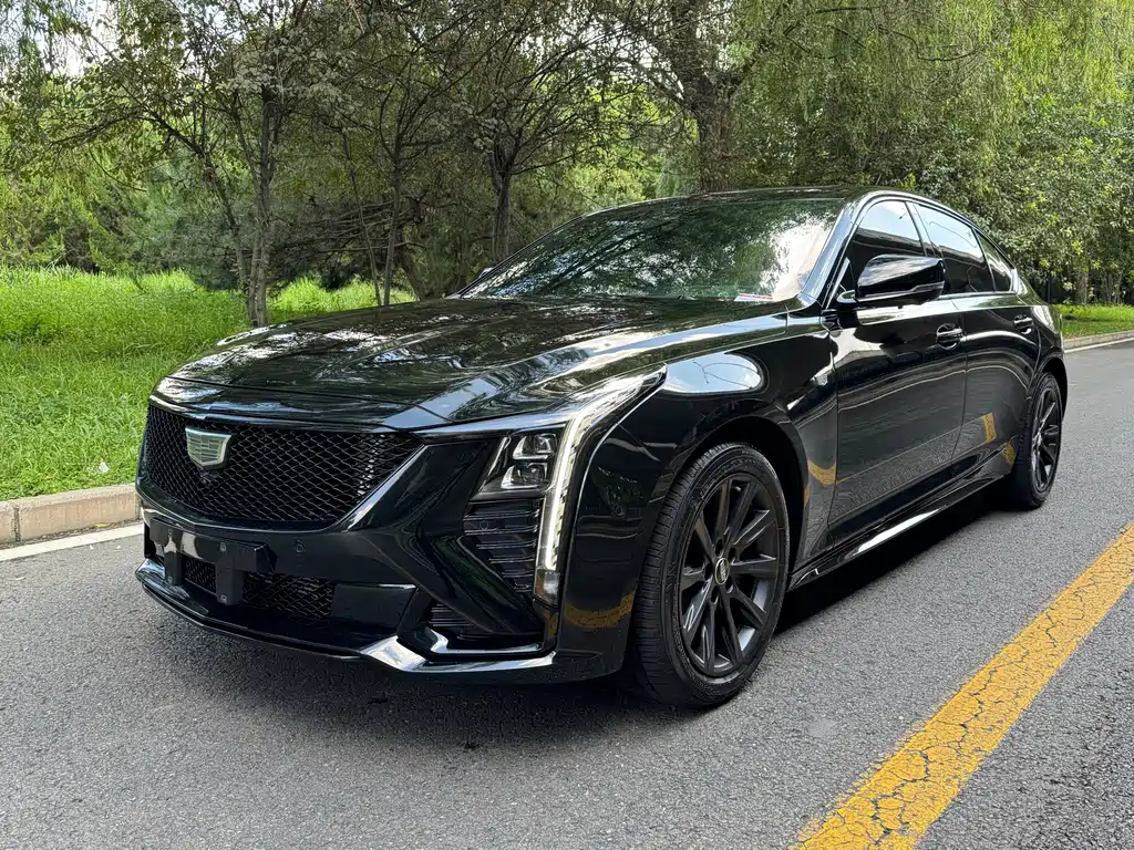 Cadillac CT5 2026 — фото 1