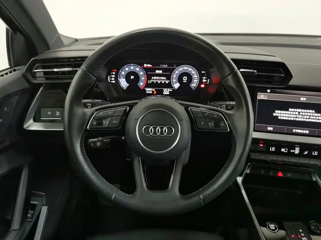 Audi A3 2021 — фото 11