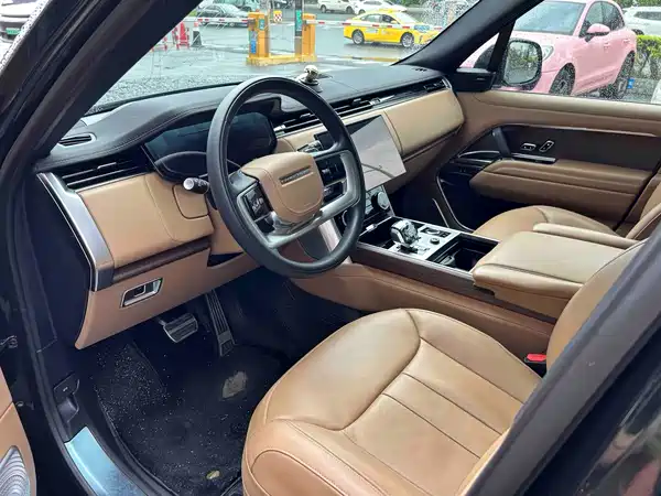 Land Rover Range Rover 2023