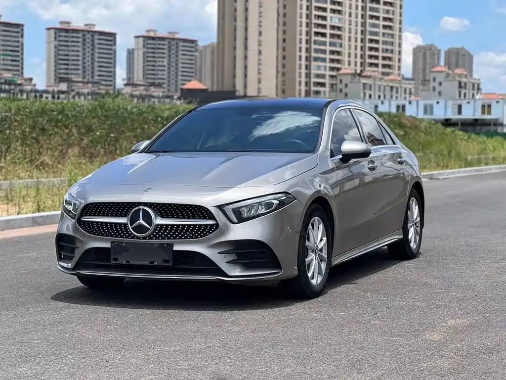 Mercedes-Benz A-Class 2020 — фото 1