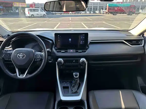 Toyota Wildlander 2024