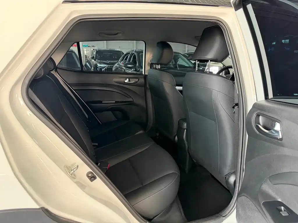Kia KX1 2023 — фото 14