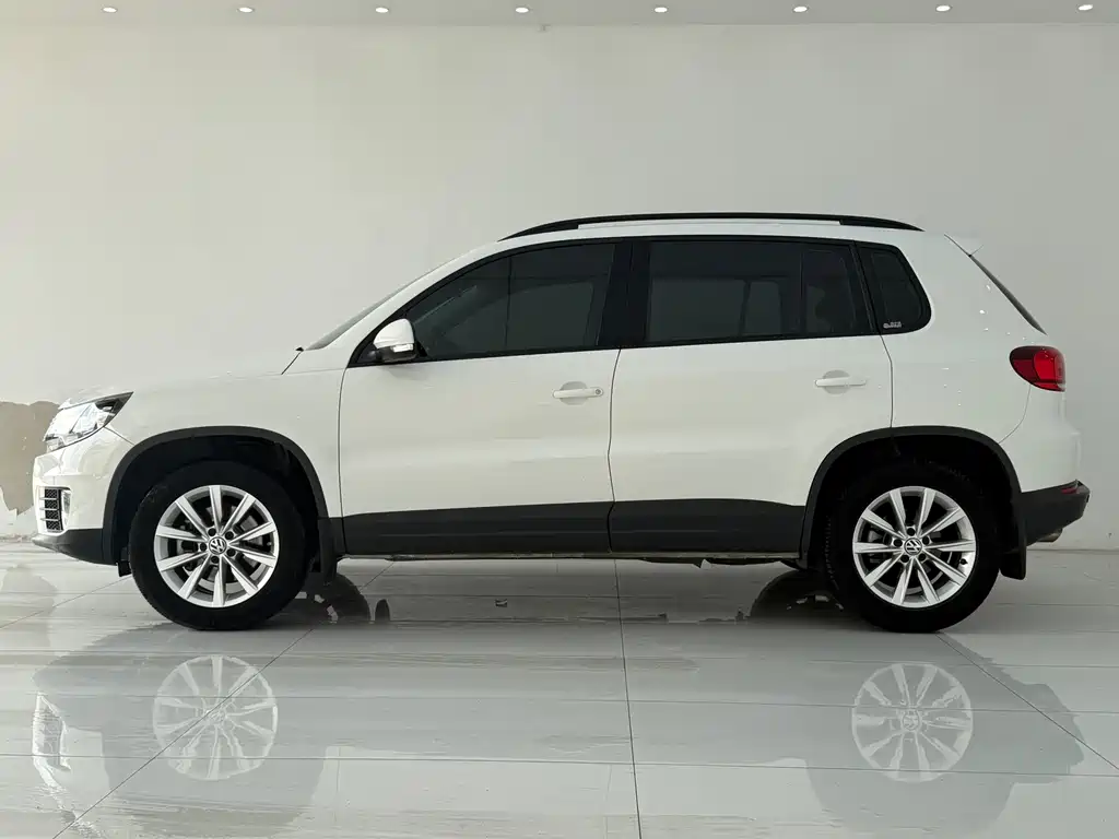 Volkswagen Tiguan 2019 — фото 4
