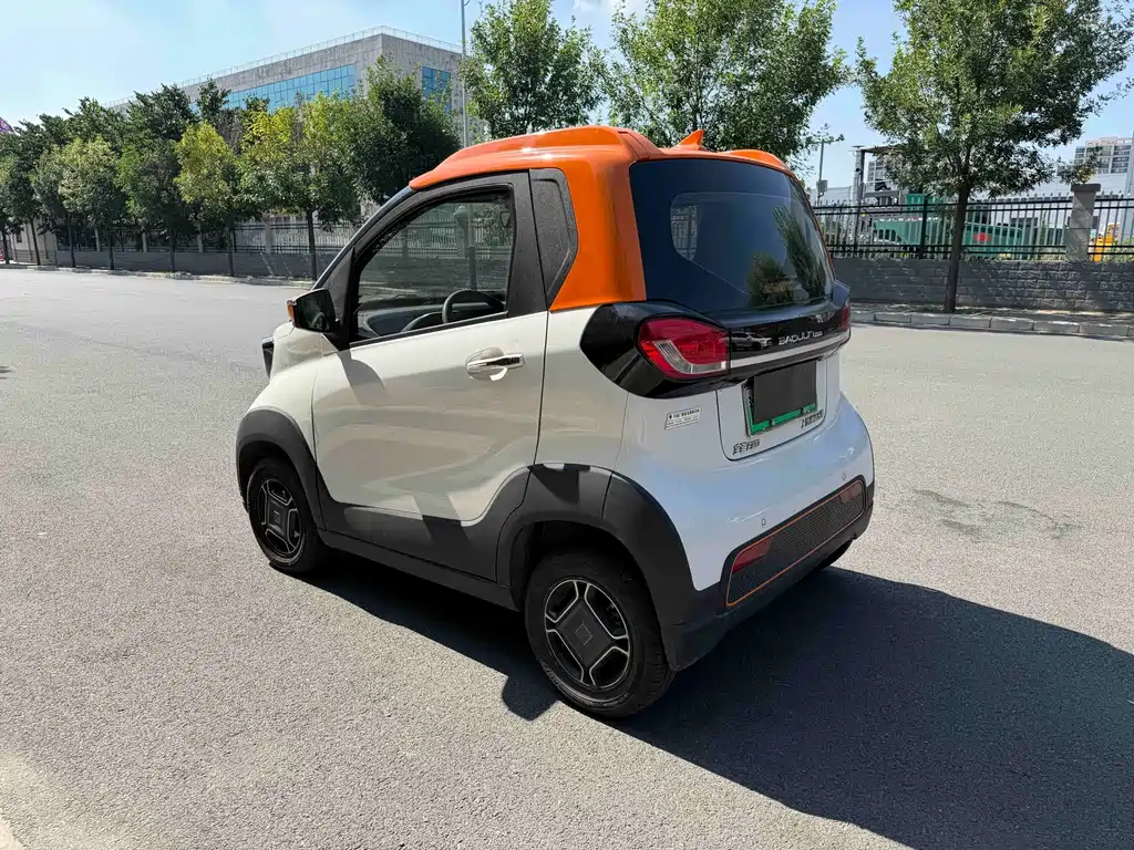 Baojun E100 2019