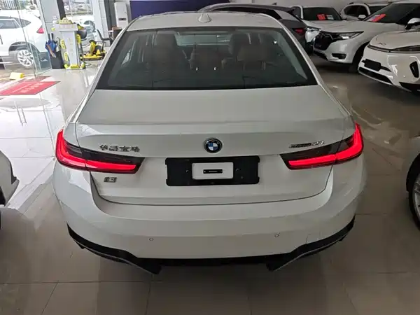 BMW i3 2024