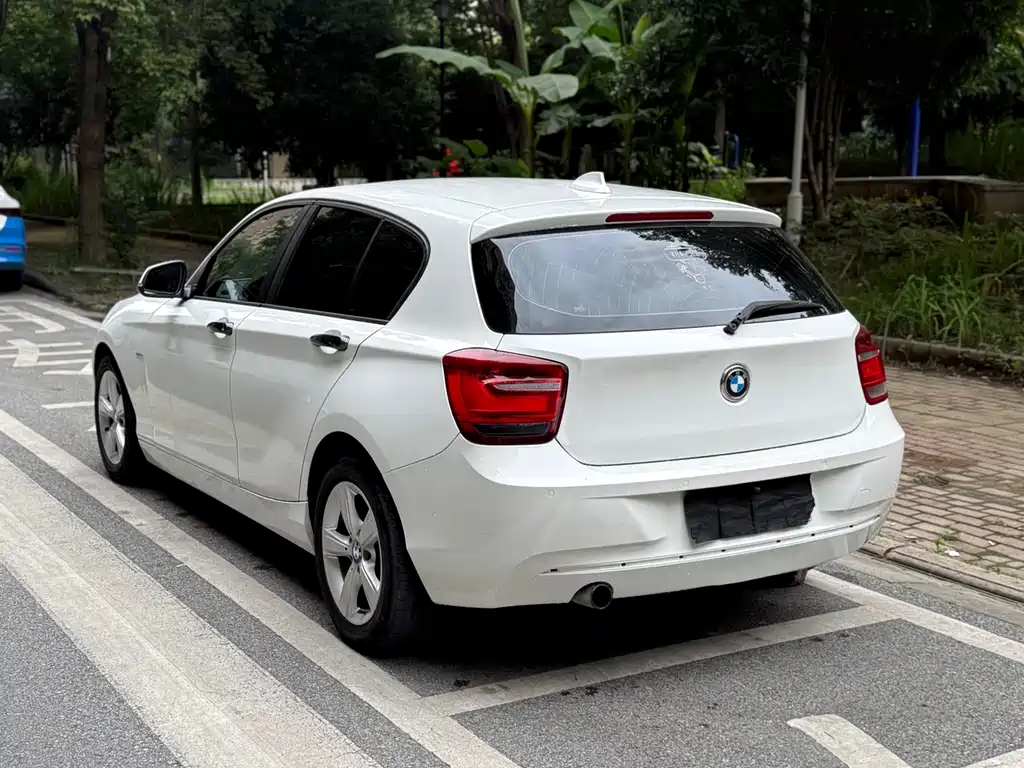 BMW 1 Series 2012 — фото 9