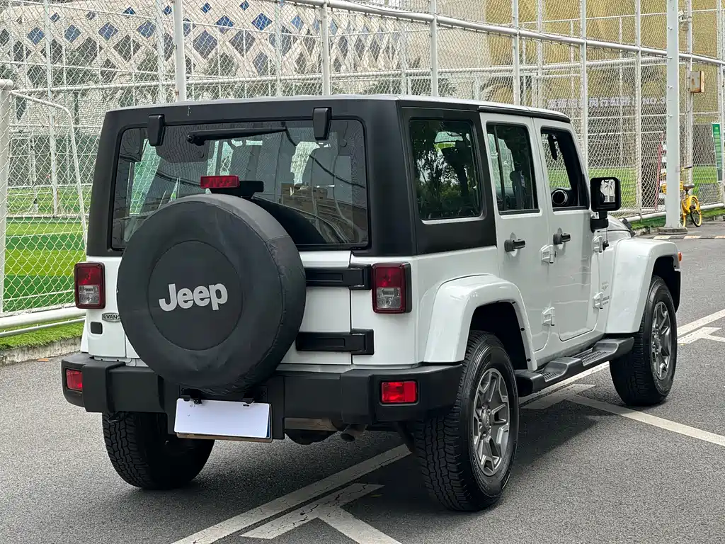 Jeep Wrangler 2016