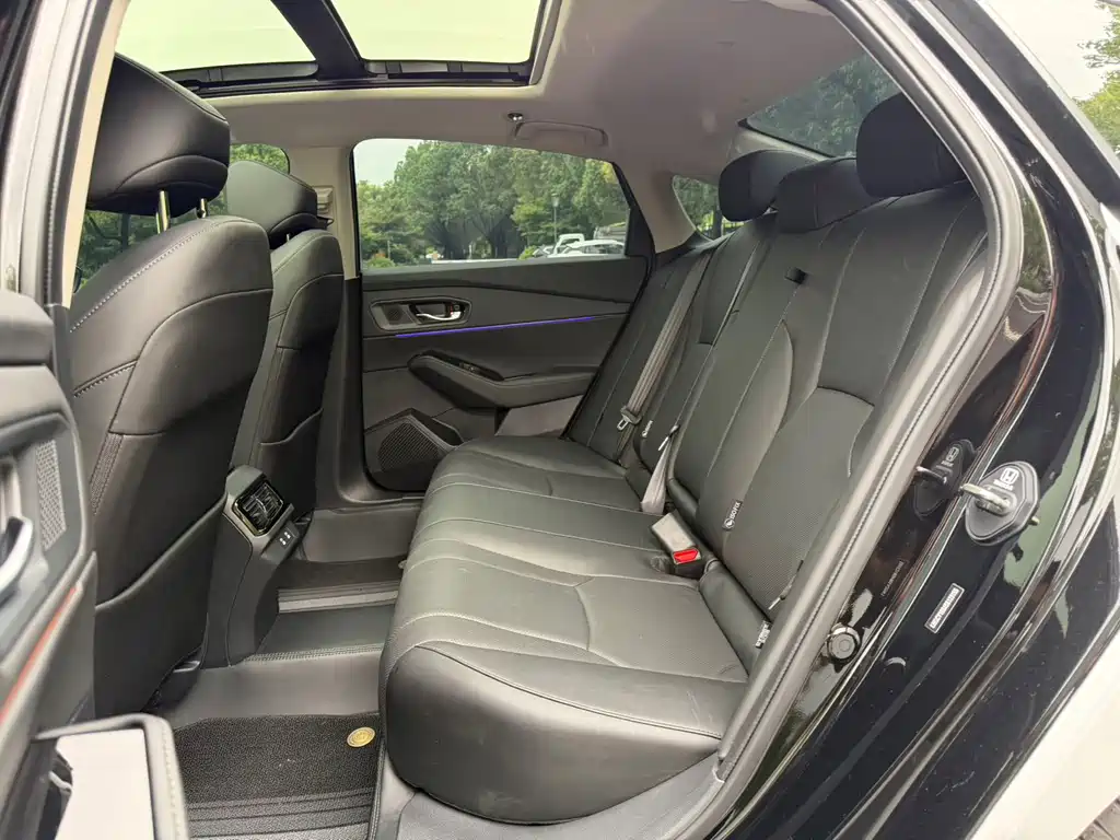 Honda Accord 2025 — фото 12