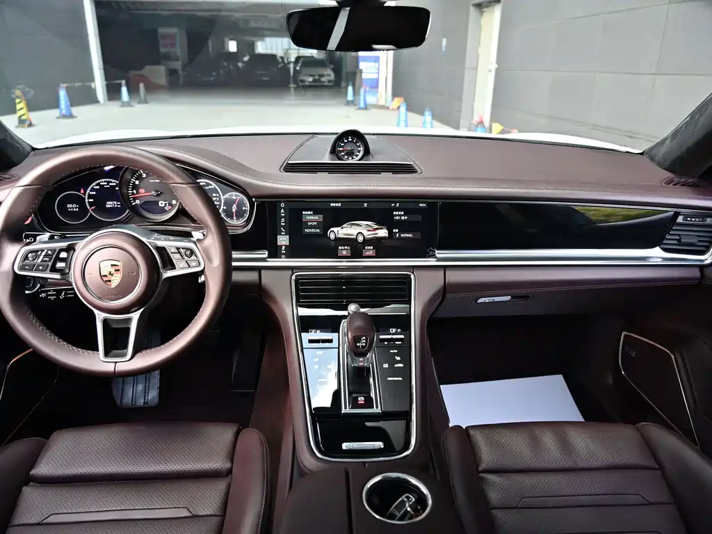 Porsche Panamera 2021 — фото 9
