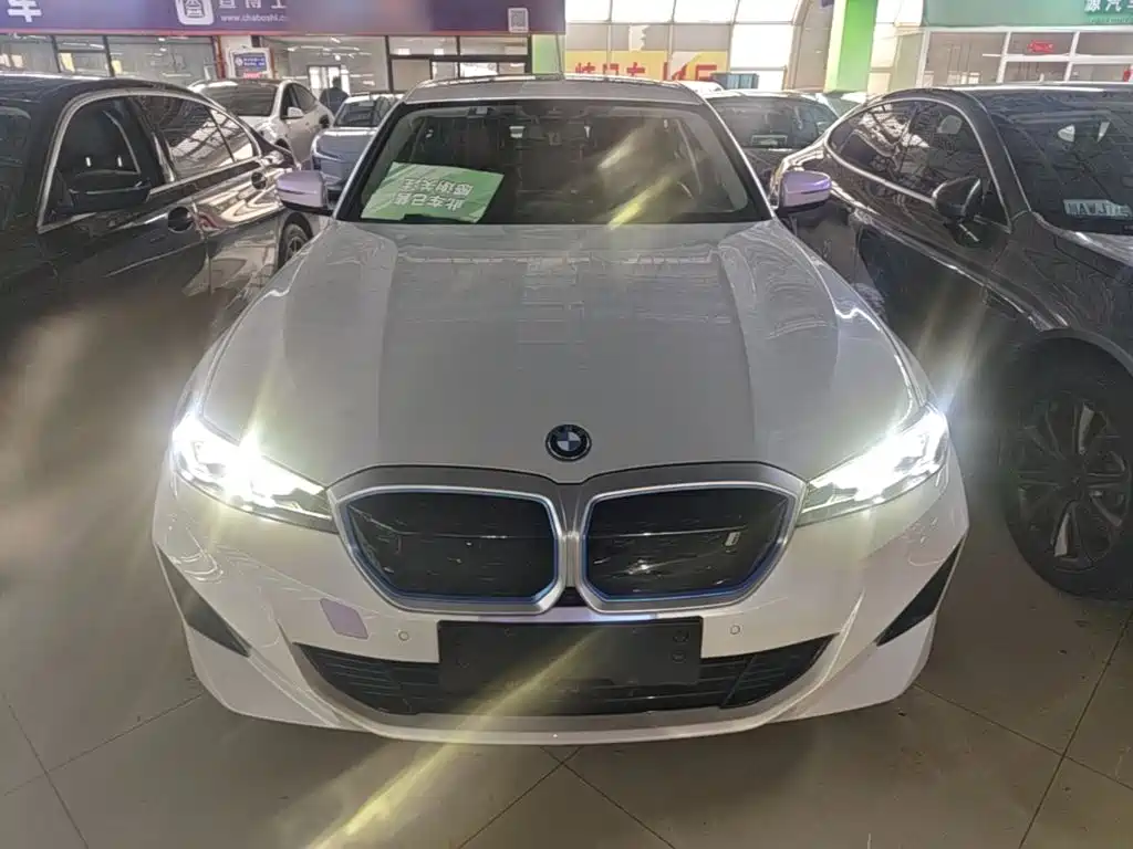 BMW i3 2022 — фото 3