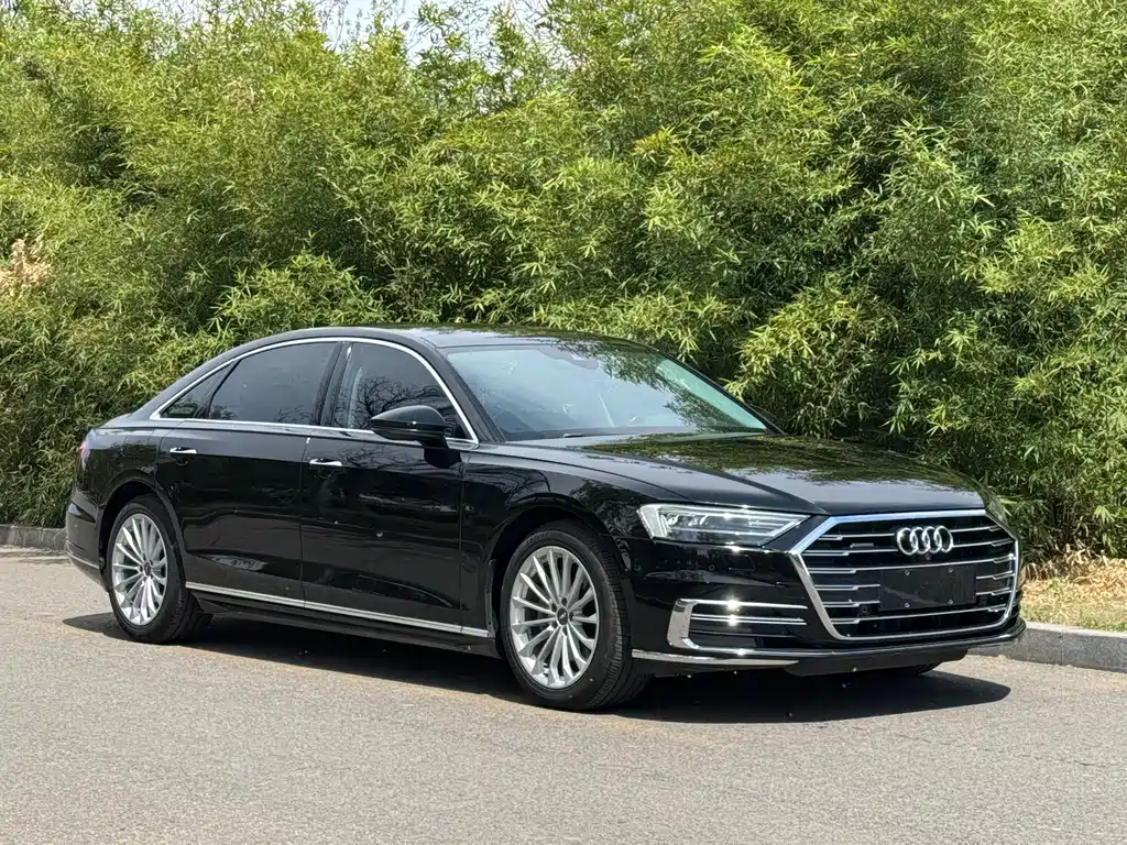 Audi A8 2020 — фото 3