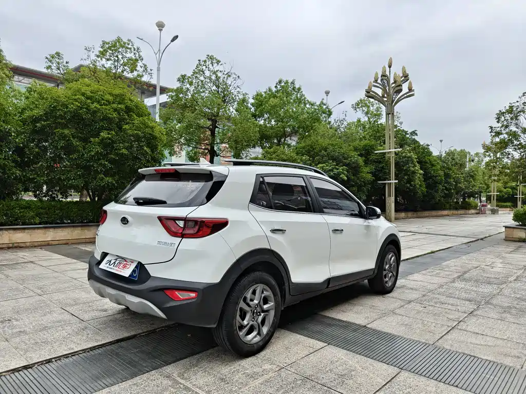 Kia KX1 2019