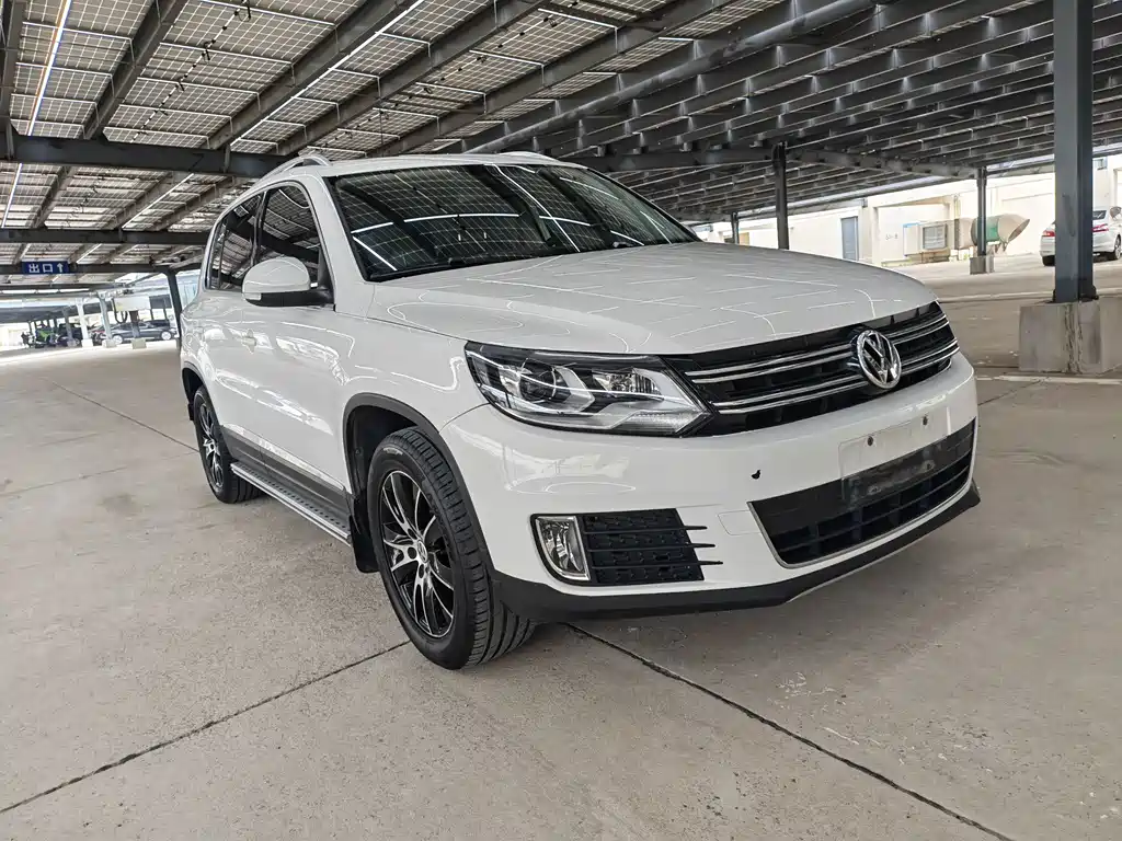 Volkswagen Tiguan 2015 — фото 3