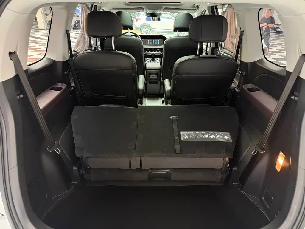 GAC Trumpchi M6 2022 — фото 20