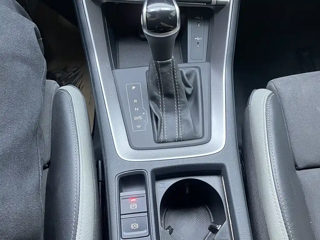 Audi Q3 2023 — фото 21