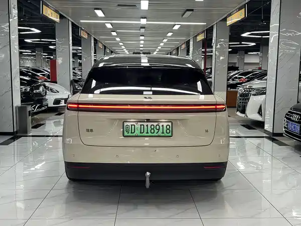 Li Auto i6 2026