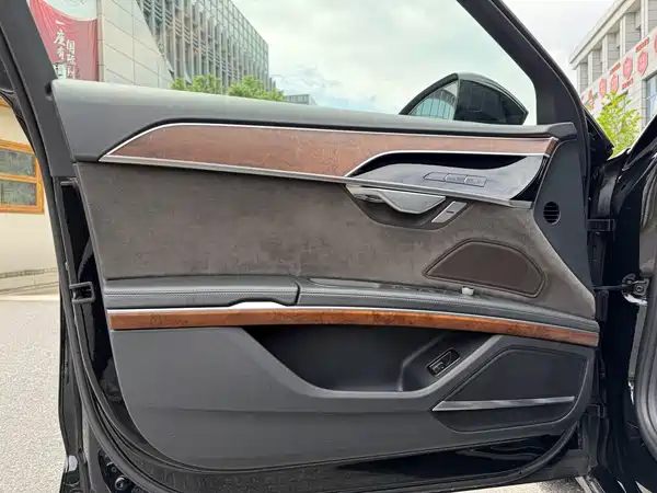 Audi A8 2020