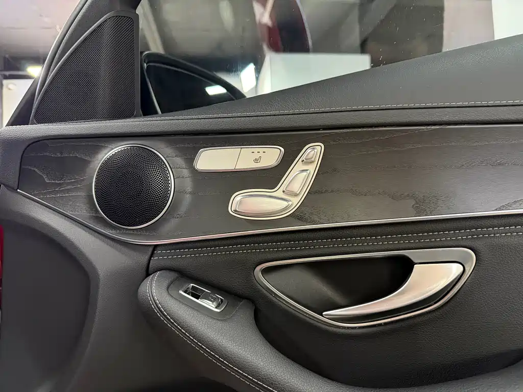 Mercedes-Benz C-Class 2020 — фото 23
