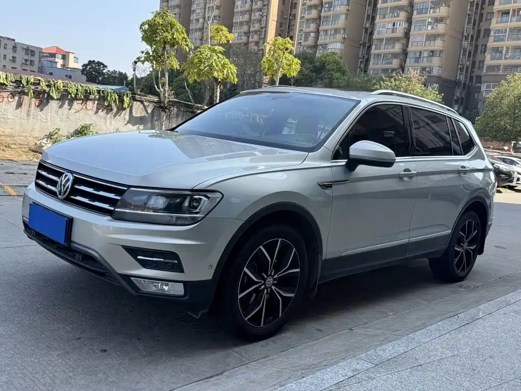 Volkswagen Tiguan L 2019