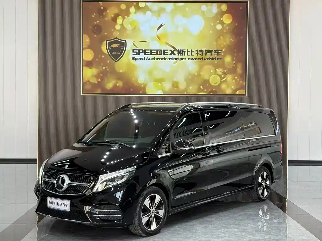 Mercedes-Benz V-Class 2021 — фото 1