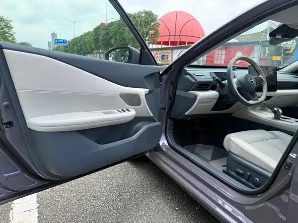 Nissan Teana 2025