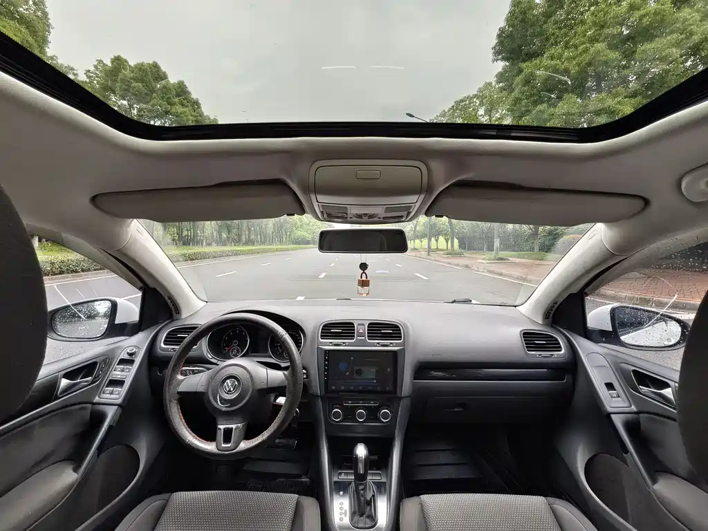 Volkswagen Golf 2014