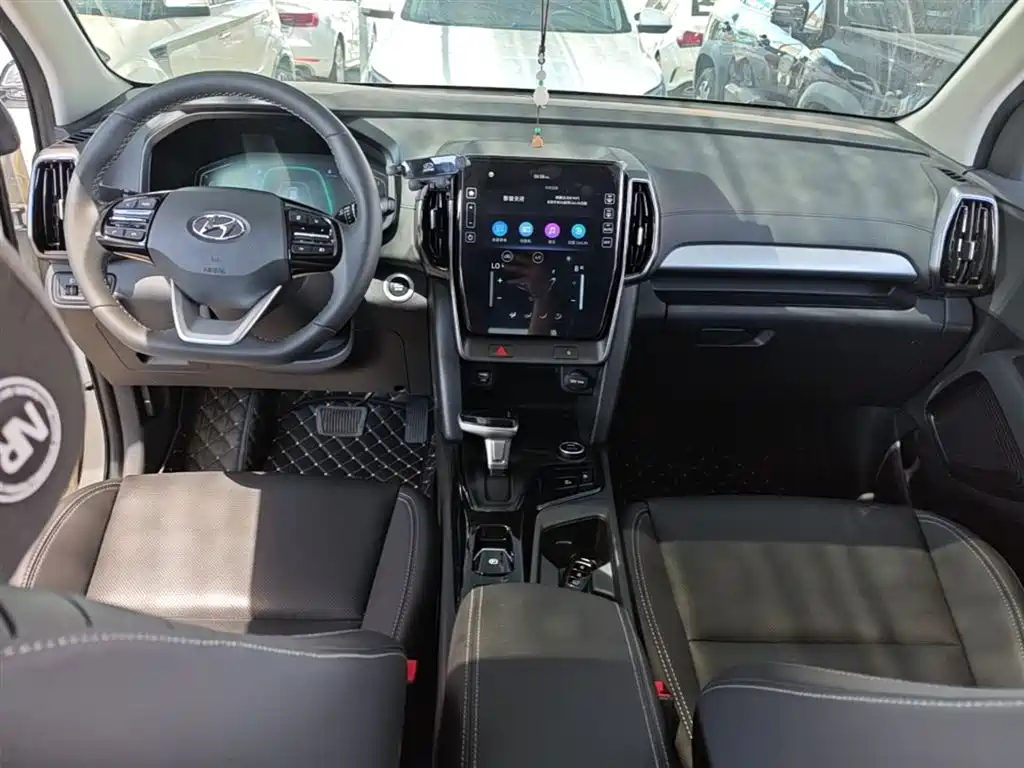 Hyundai ix35 2023 — фото 10