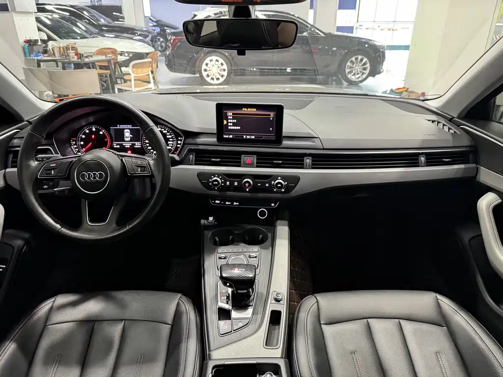 Audi A4L 2017 — фото 14