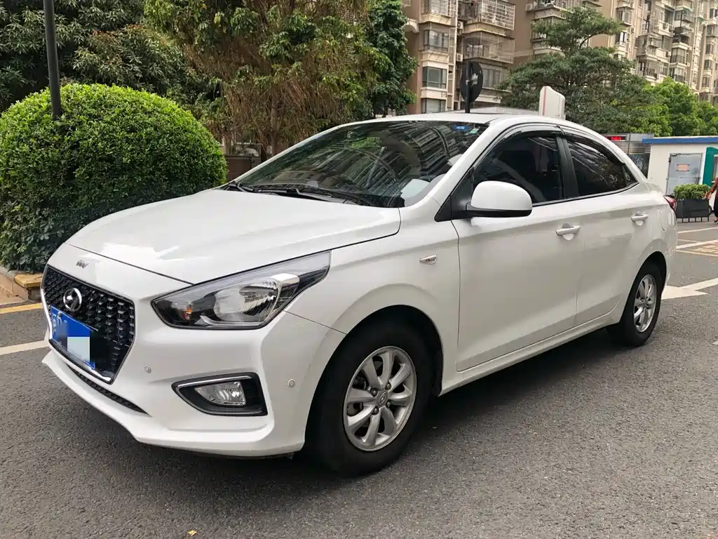 Hyundai Verna 2018 — фото 4