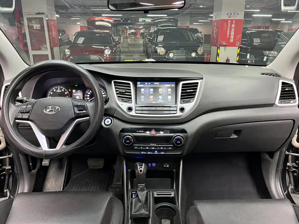 Hyundai Tucson 2016 — фото 24