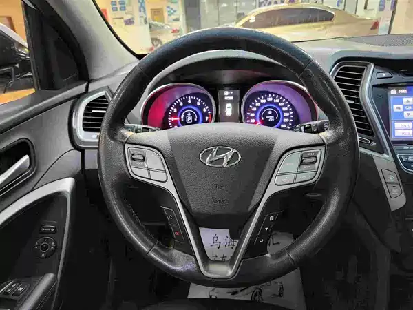 Hyundai Santa Fe 2015
