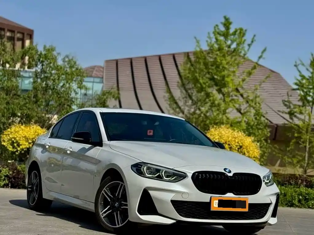 BMW 1 Series 2023