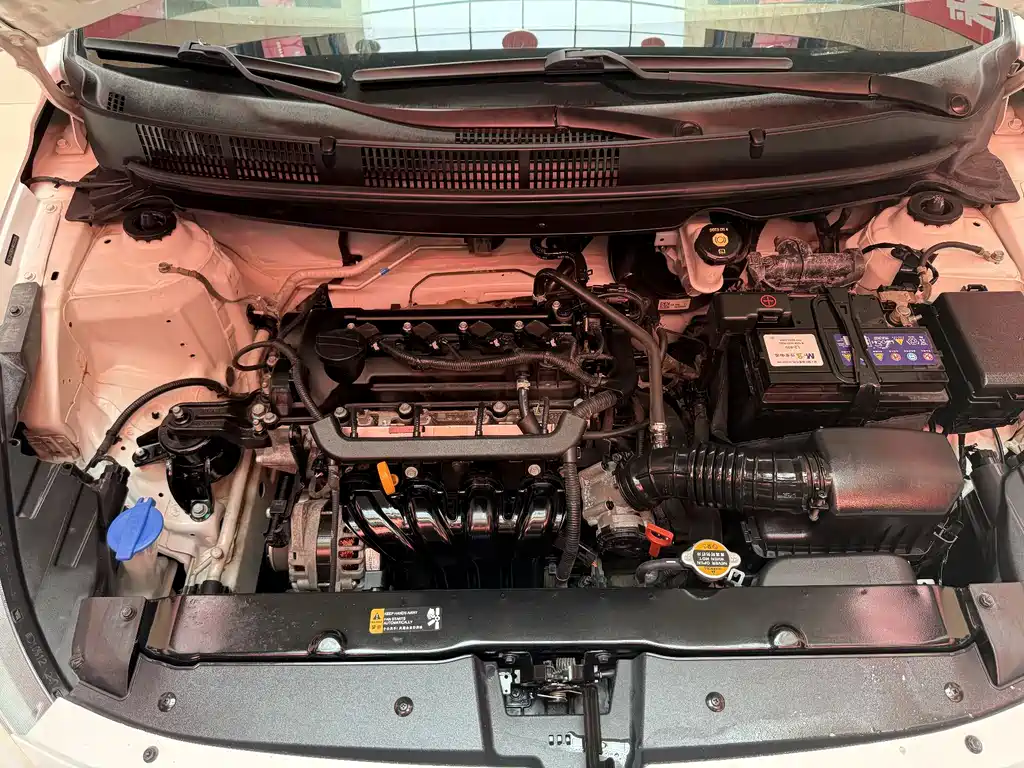 Hyundai Verna 2018 — фото 12