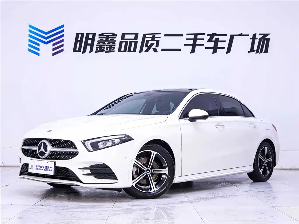 Mercedes-Benz A-Class 2023 — фото 2