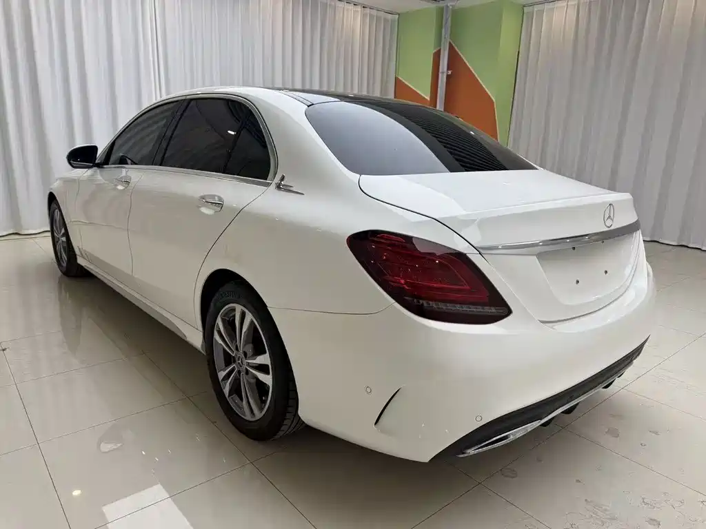 Mercedes-Benz C-Class 2022 — фото 14