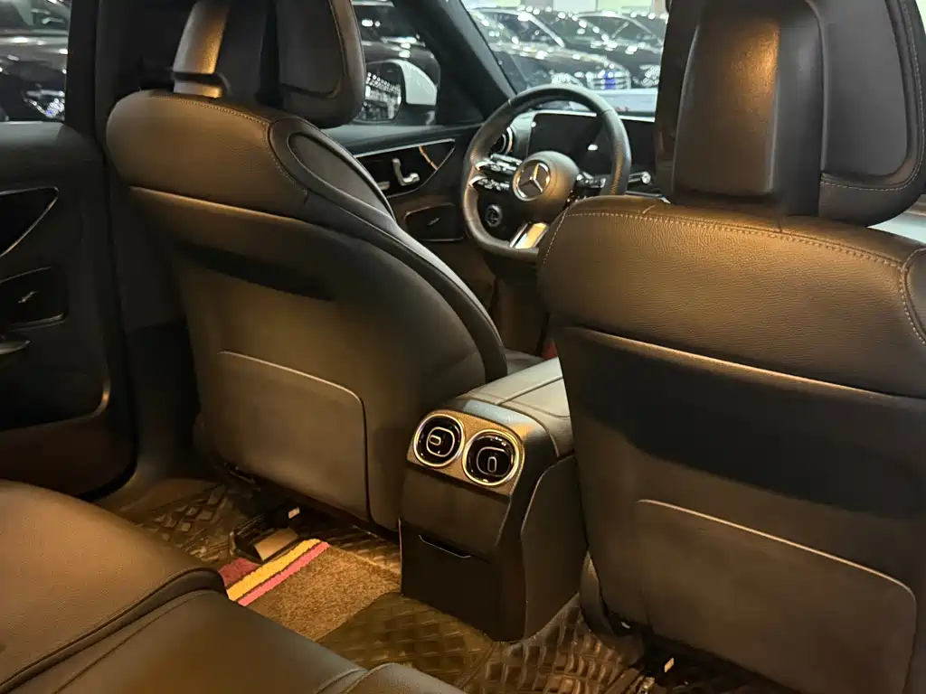 Mercedes-Benz C-Class 2022