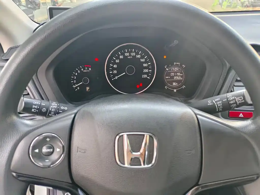 Honda Vezel 2017 — фото 11