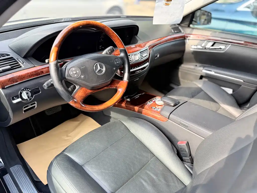 Mercedes-Benz S-Class 2010 — фото 3