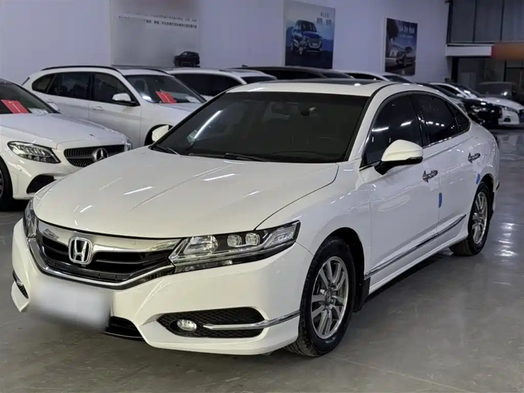 Honda Spirior 2017 — фото 3