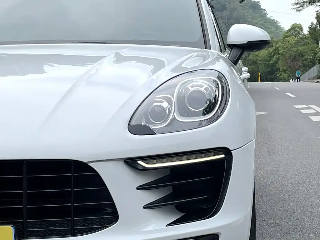 Porsche Macan 2018 — фото 5