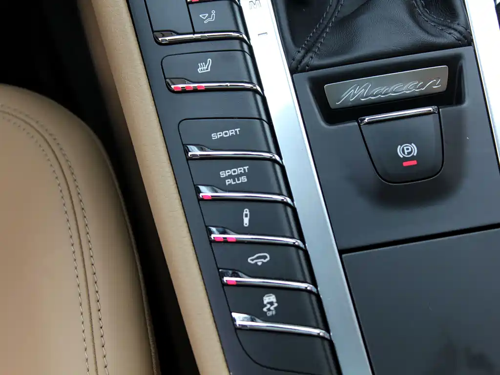 Porsche Macan 2018 — фото 14