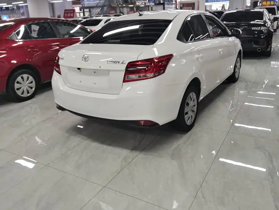 Toyota Yaris L 2018