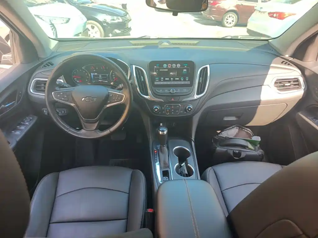 Chevrolet Equinox 2018 — фото 10