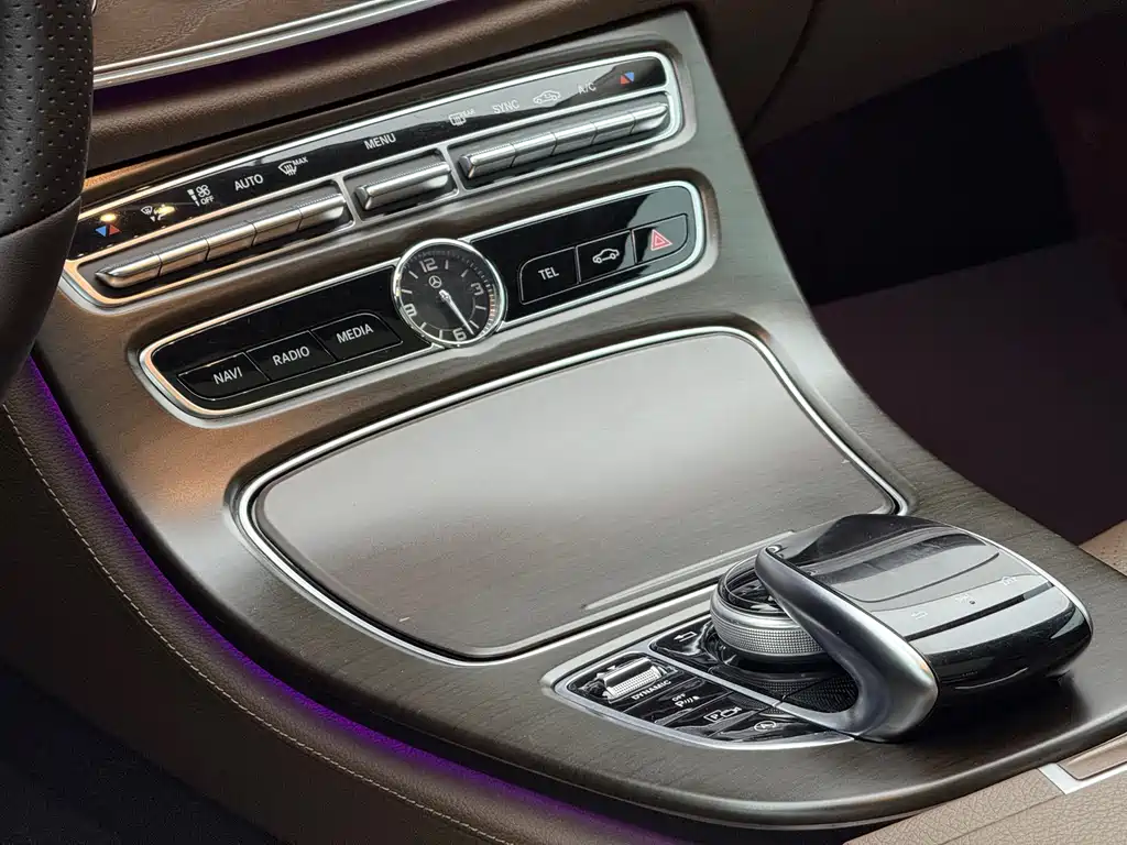 Mercedes-Benz E-Class 2018 — фото 7
