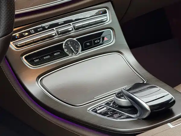 Mercedes-Benz E-Class 2017