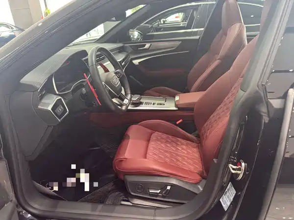 Audi A7L 2023