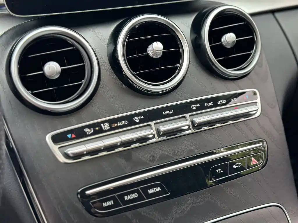 Mercedes-Benz C-Class 2020