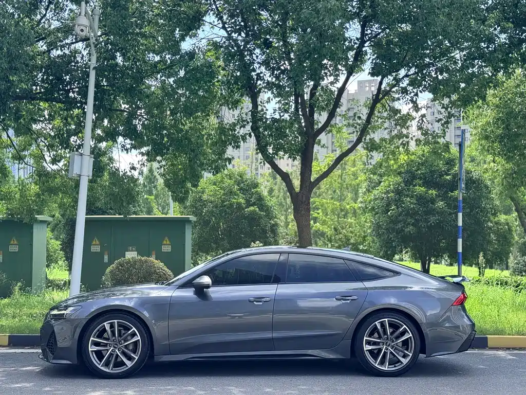Audi A7 2021 — фото 3